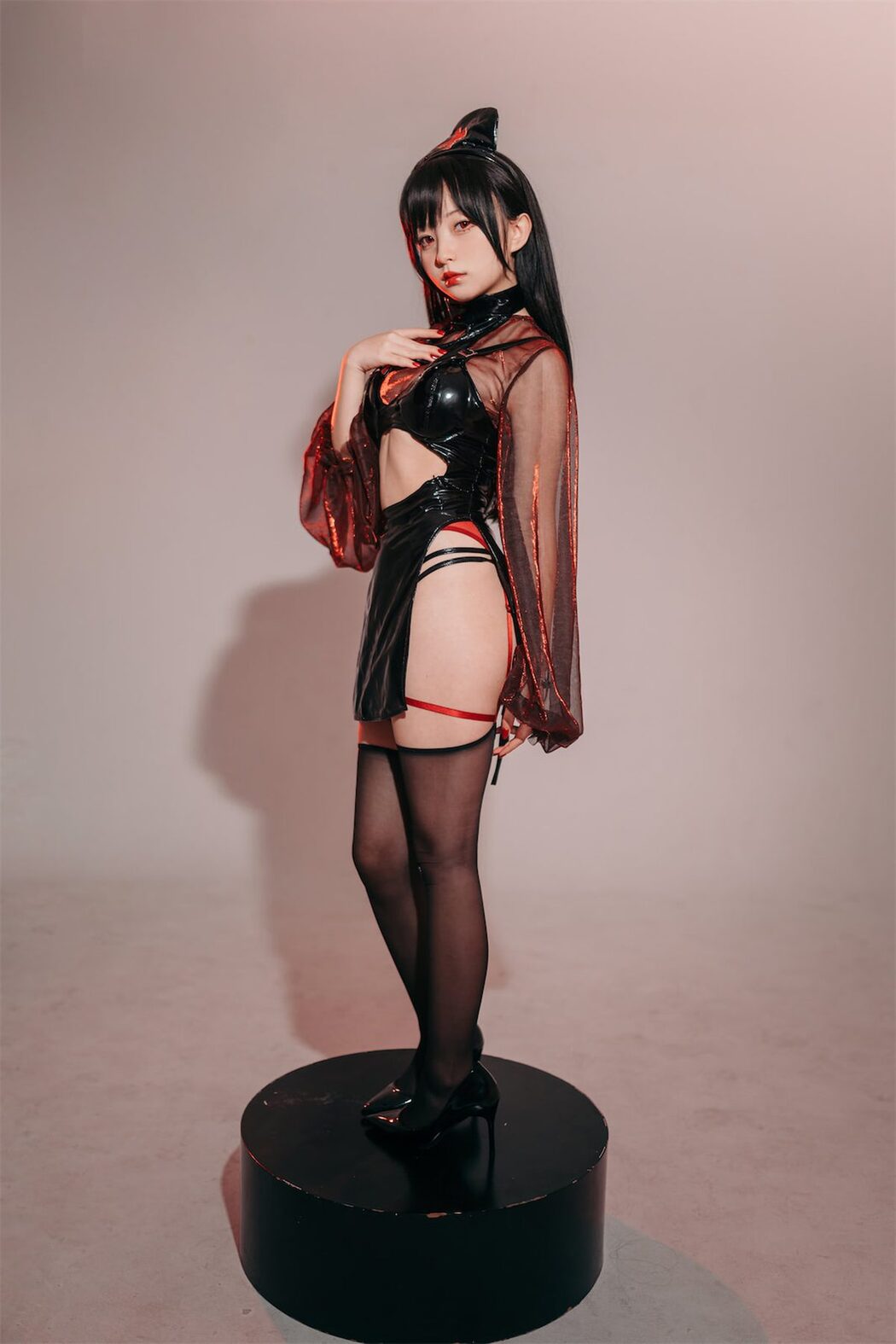 Coser@花铃 – 猩红护士