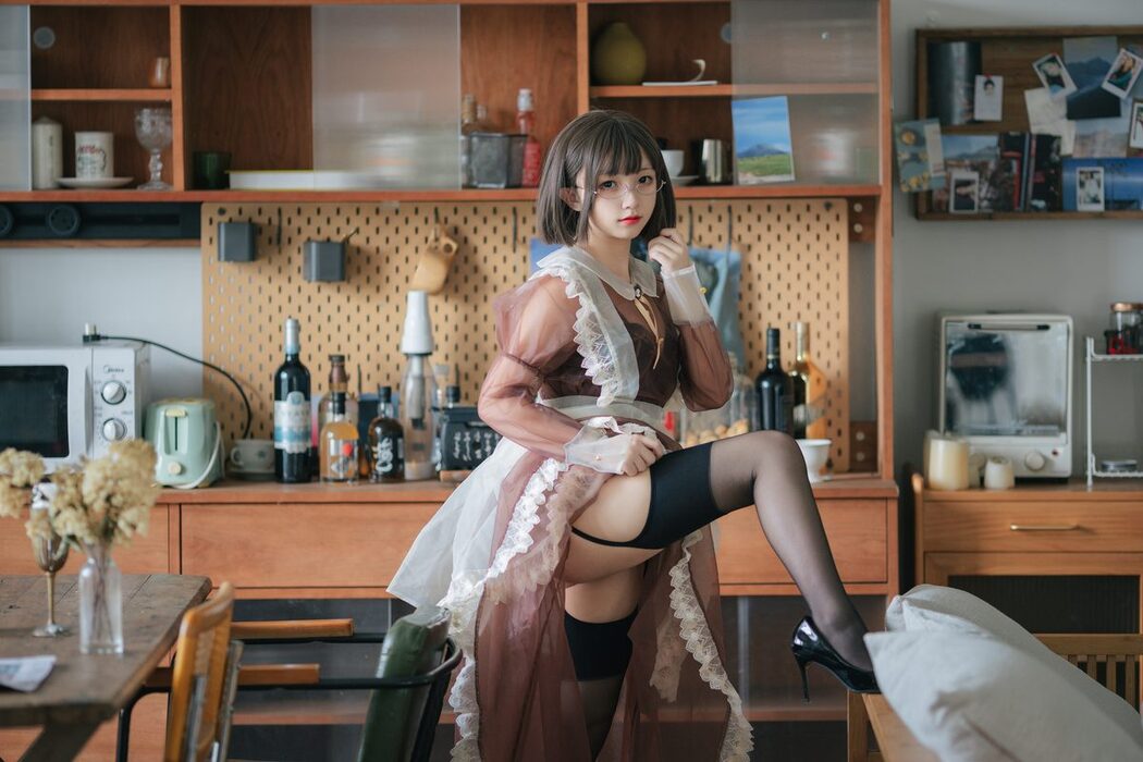 Coser@花铃 – 透明女仆