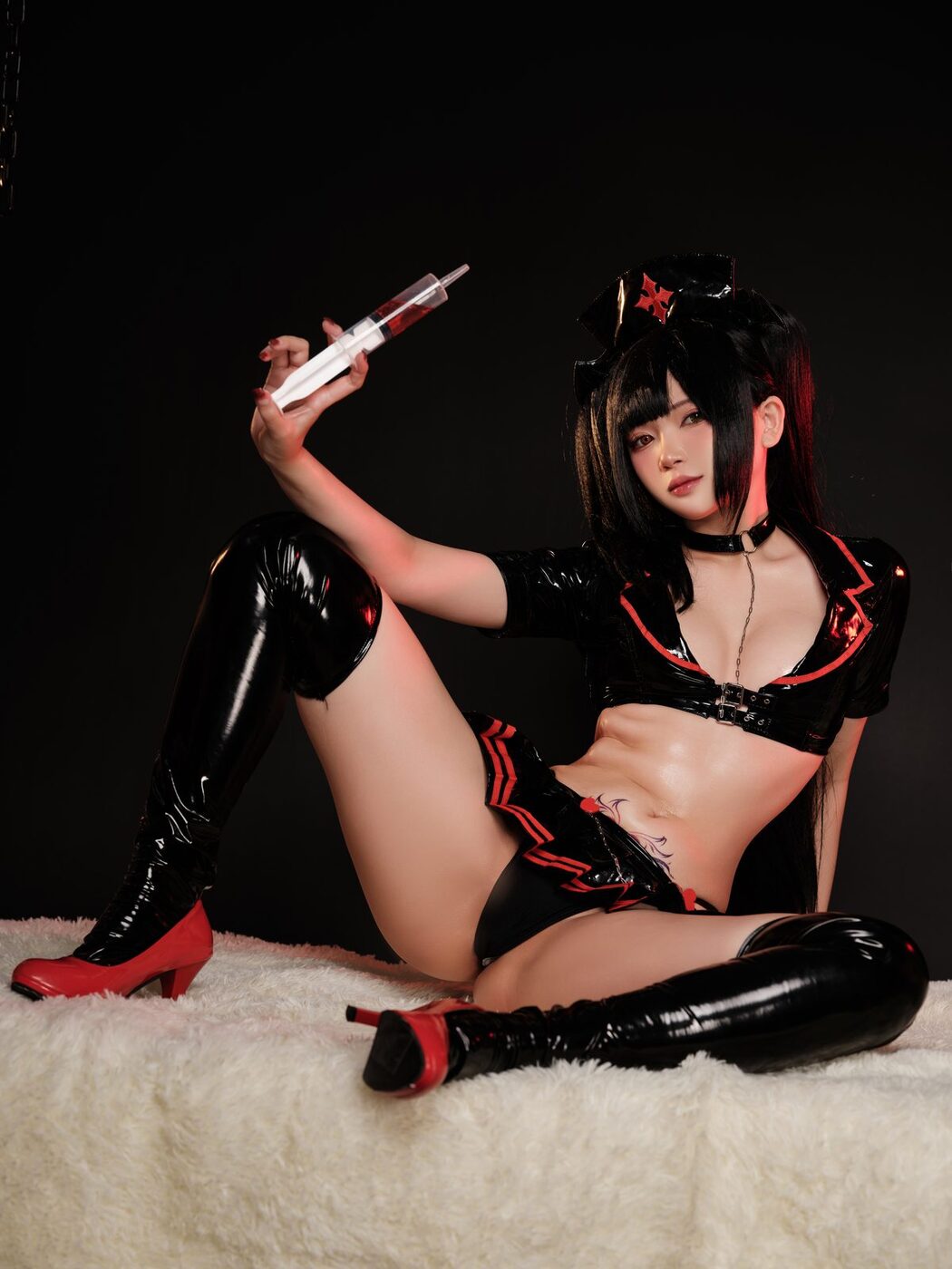 Coser@ZinieQ – Kurumi Dark Nurse Cosplay