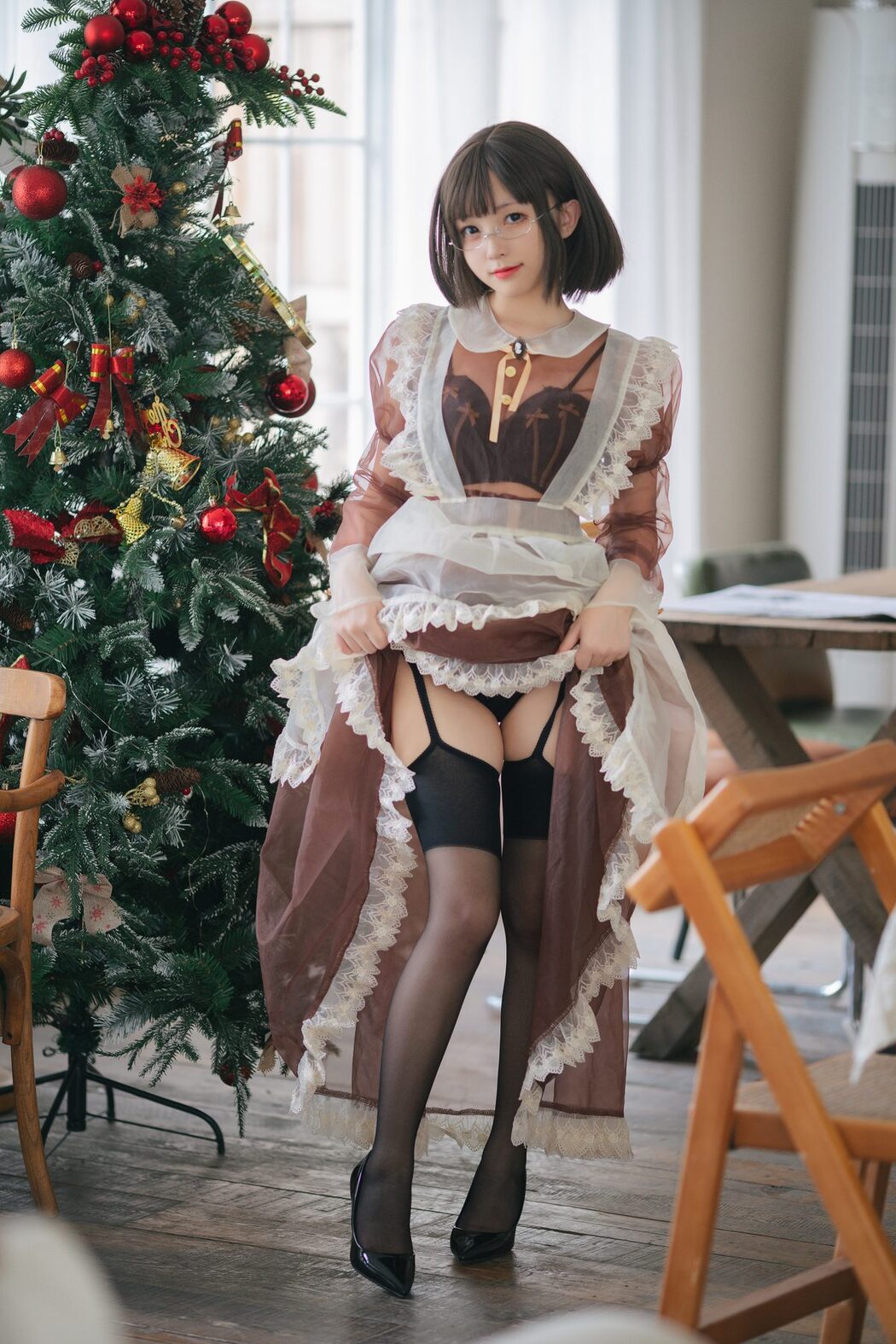 Coser@花铃 – 透明女仆