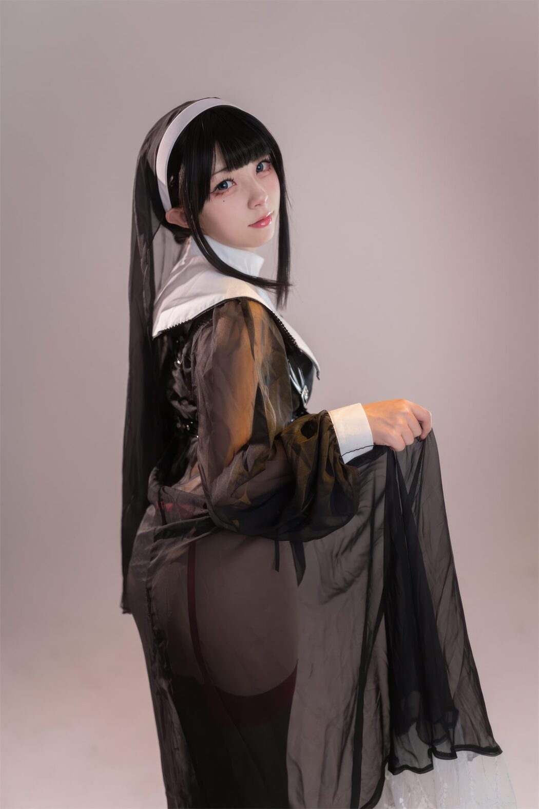 Coser@花铃 – 修女的忏悔室