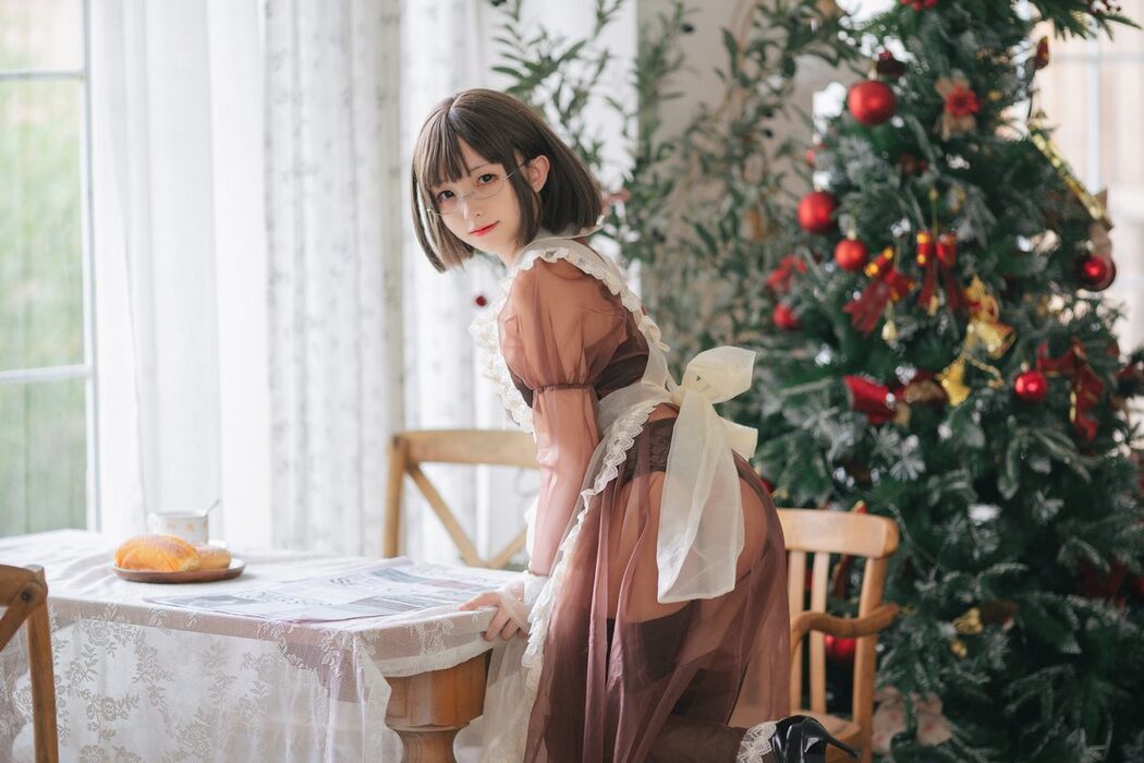 Coser@花铃 – 透明女仆