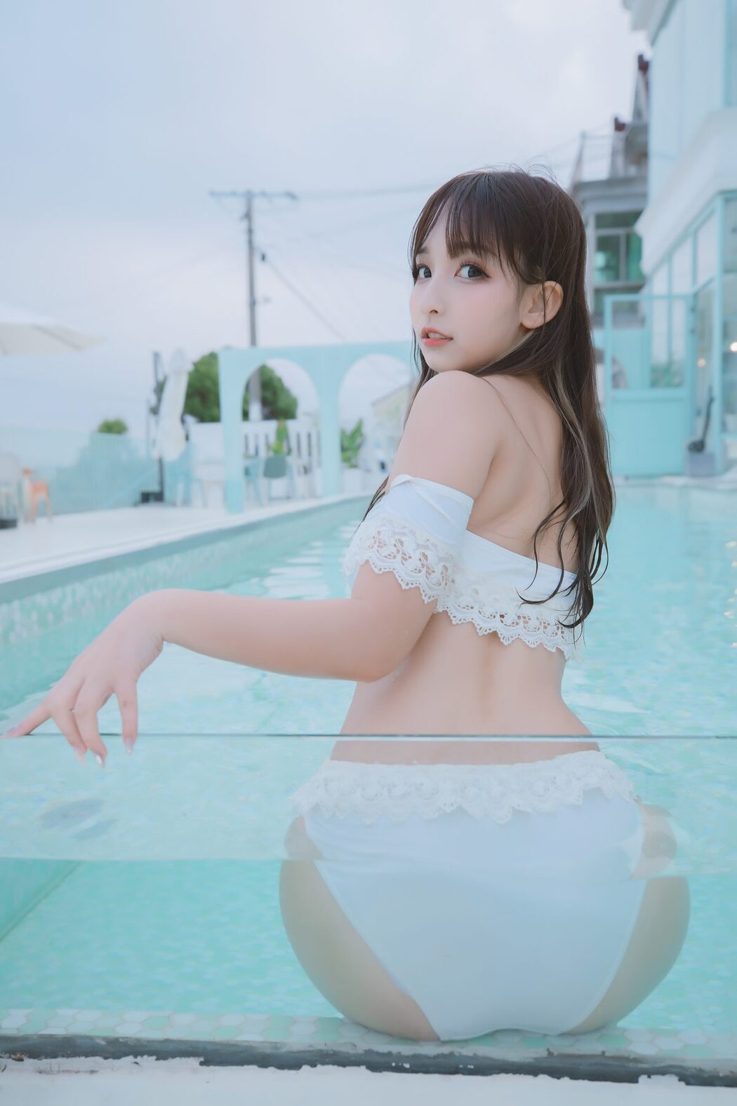 Coser@神楽坂真冬 Vol.058 绝对企画-夏日双人比基尼 笑颜水时计 B