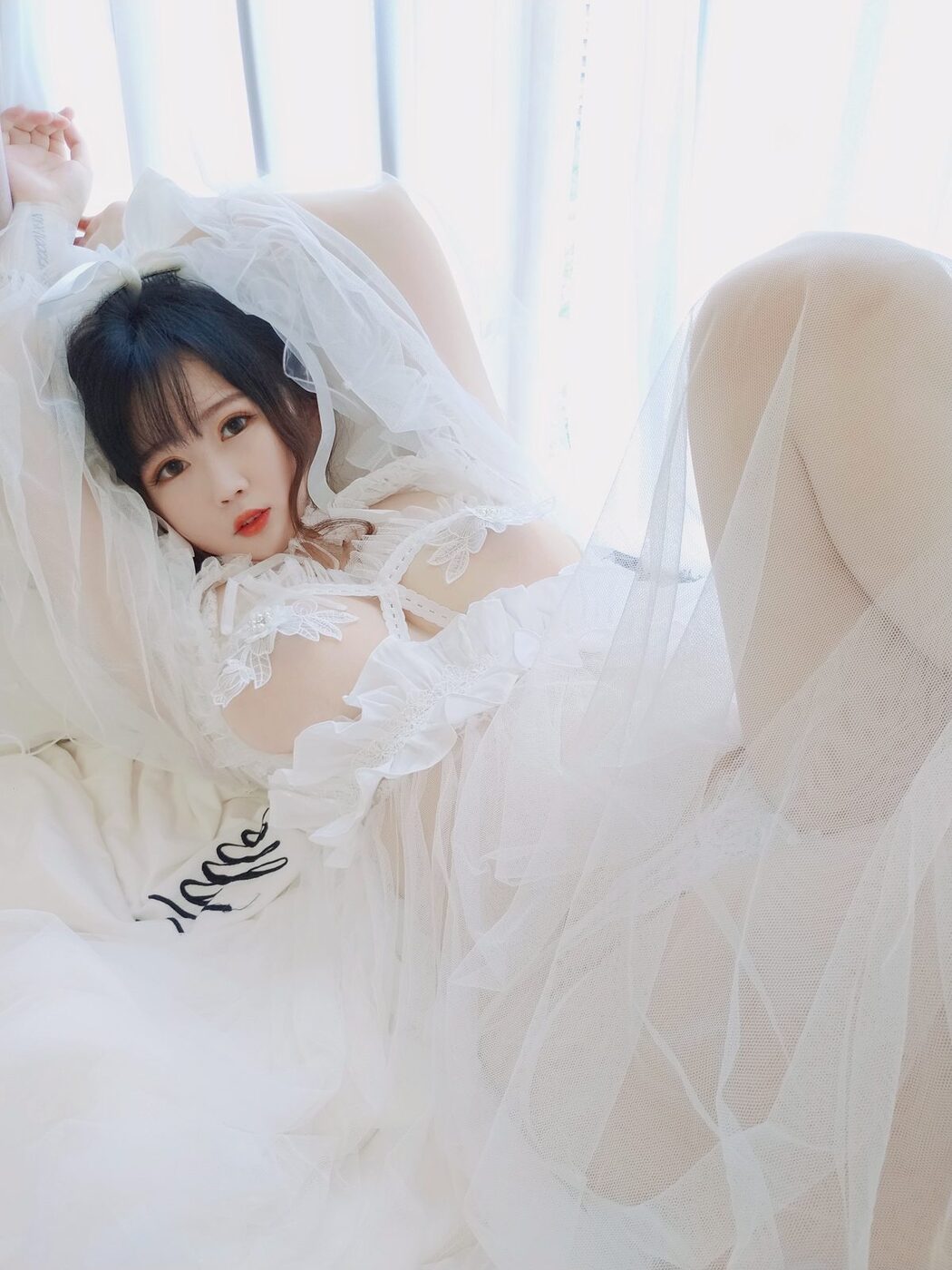 Coser@蜜桃少女是依酱呀 – 花嫁