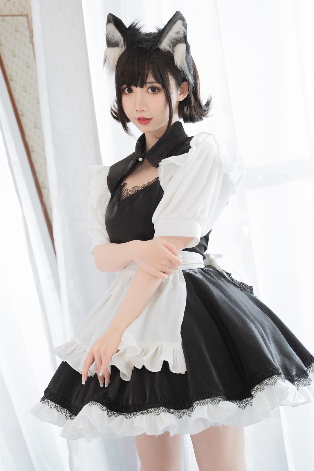 Coser@面饼仙儿 No.114 开胸女仆 Cover Photo