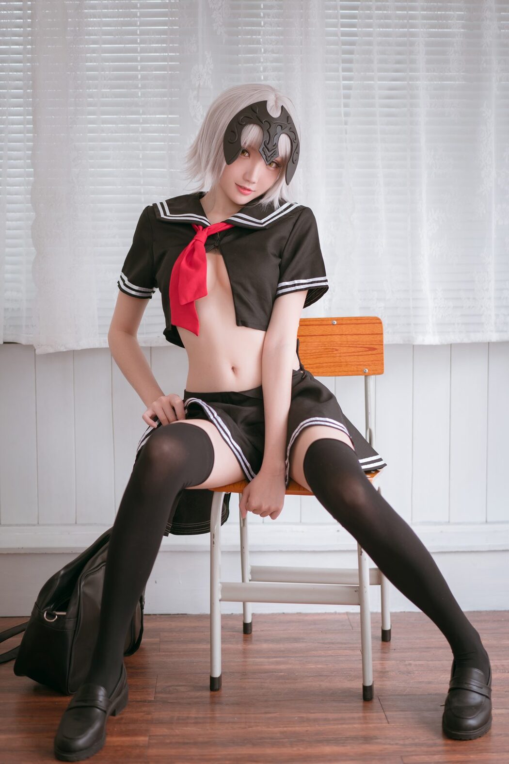 Coser@瓜希酱 – 黑贞德 校服