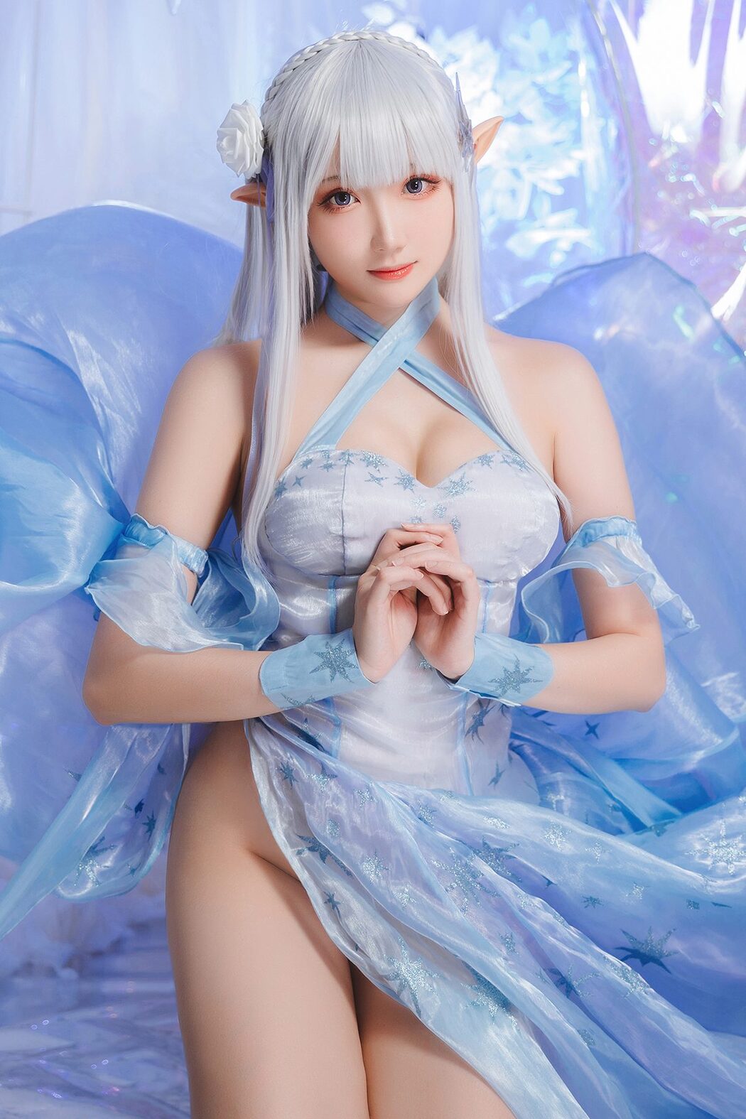 Coser@瓜希酱 – 爱蜜莉雅 水晶礼服 Cover Photo