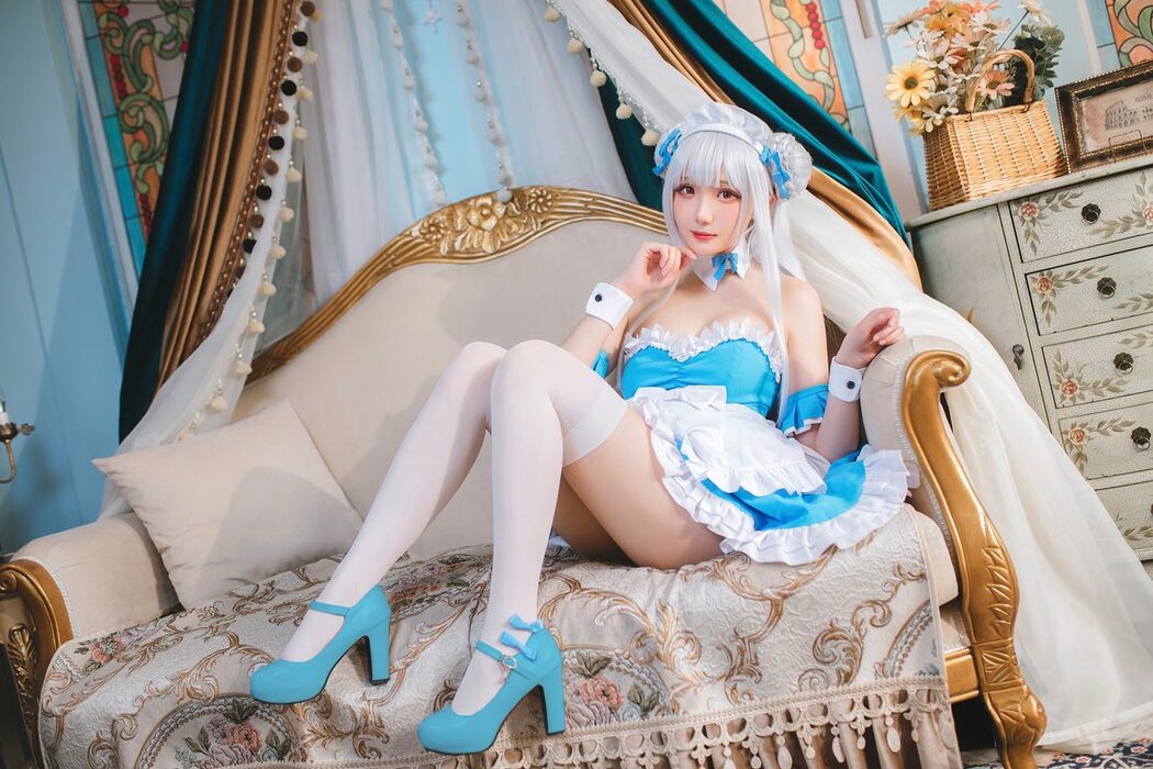 Coser@瓜希酱 – 碧蓝航线 小天鹅女仆