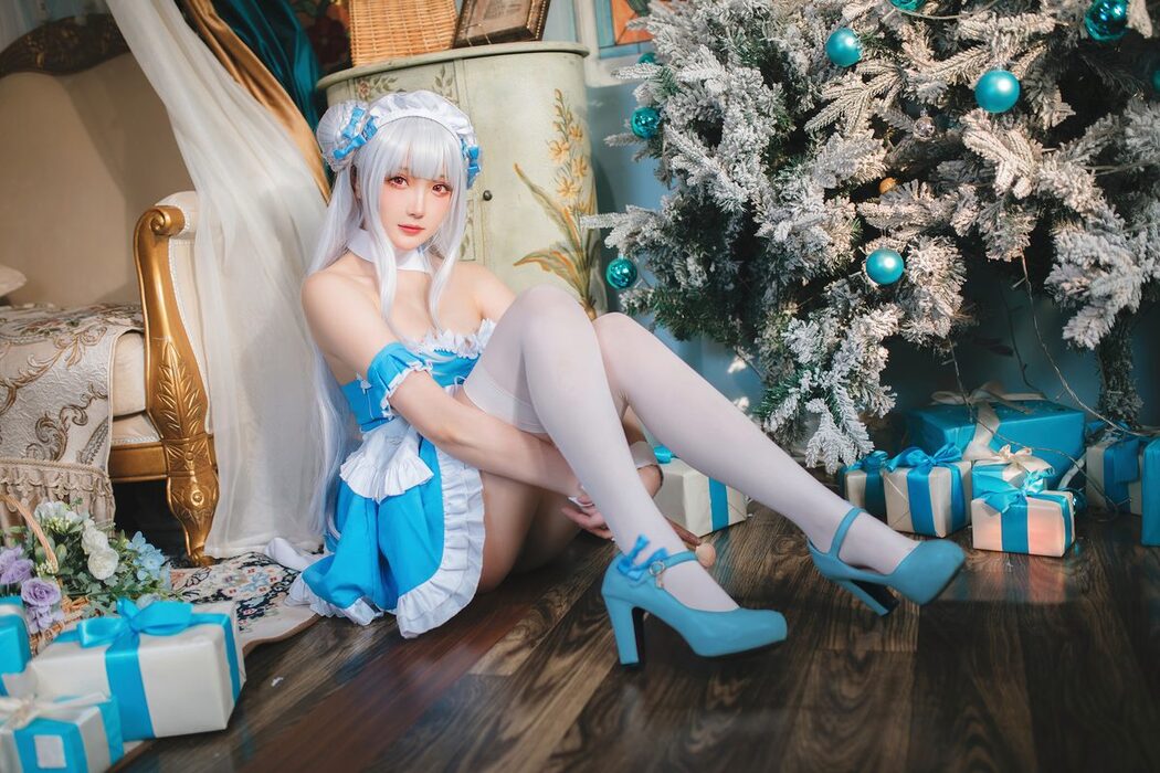 Coser@瓜希酱 – 碧蓝航线 小天鹅女仆