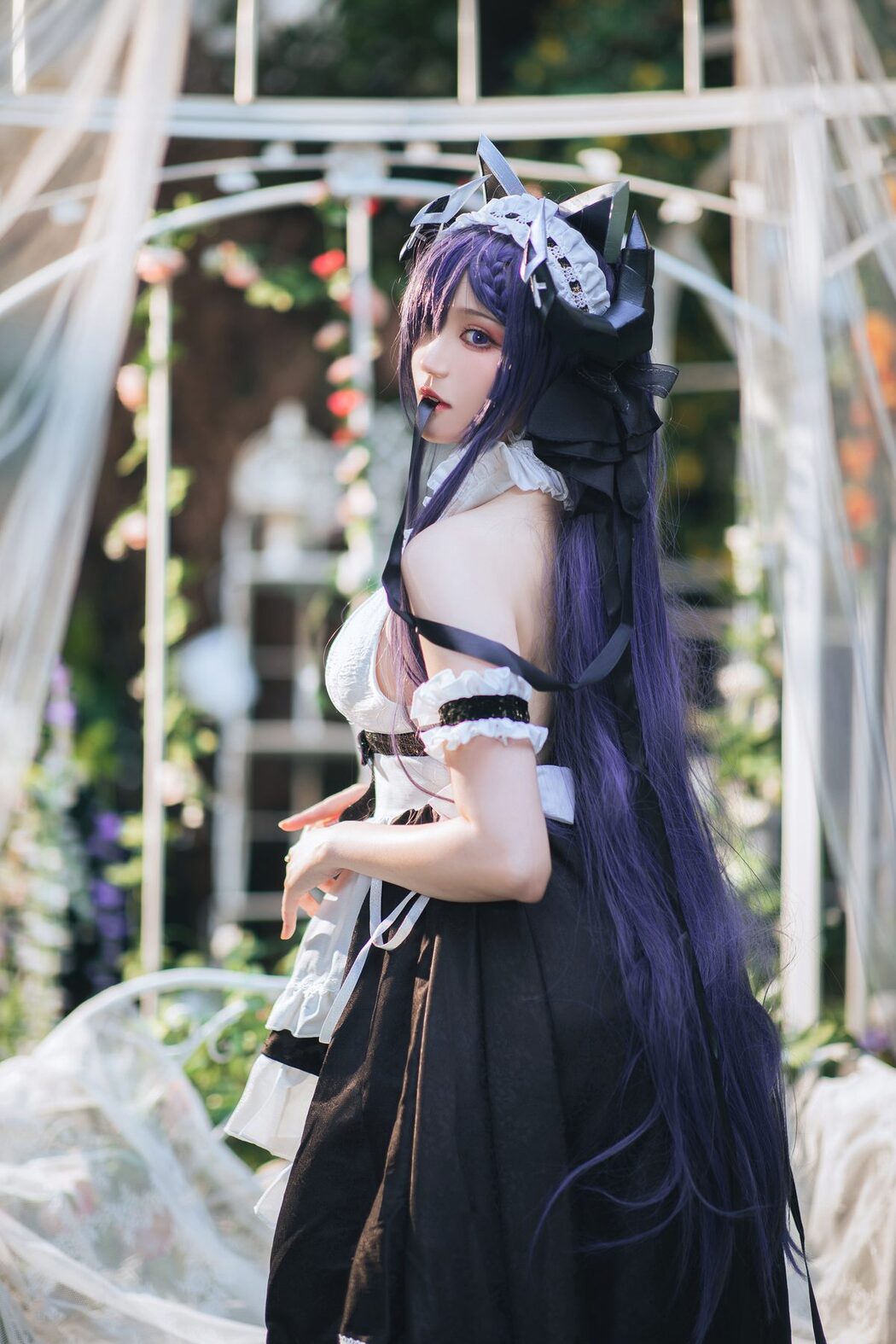 Coser@瓜希酱 – 碧蓝航线 奥古斯特女仆