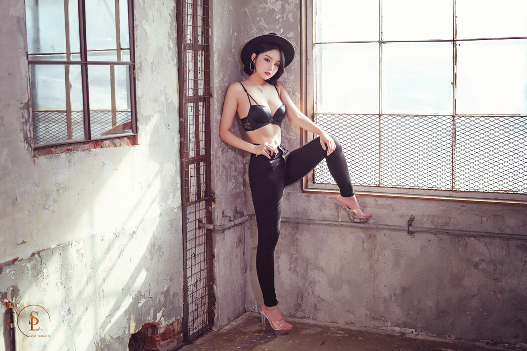 Yuna 유나, [SAINT Photolife] Wild Part.2 &ndash; Set.03