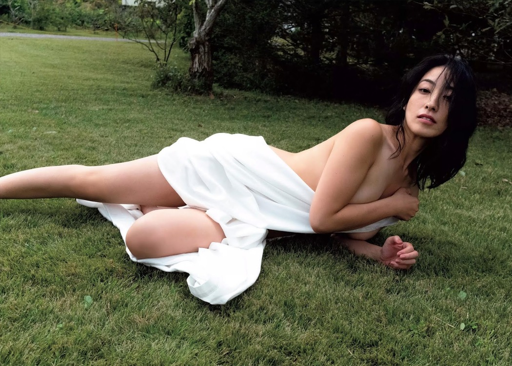 Hiroko Sato 佐藤寛子, FLASH 2019.11.19 (フラッシュ 2019年11月19日号)