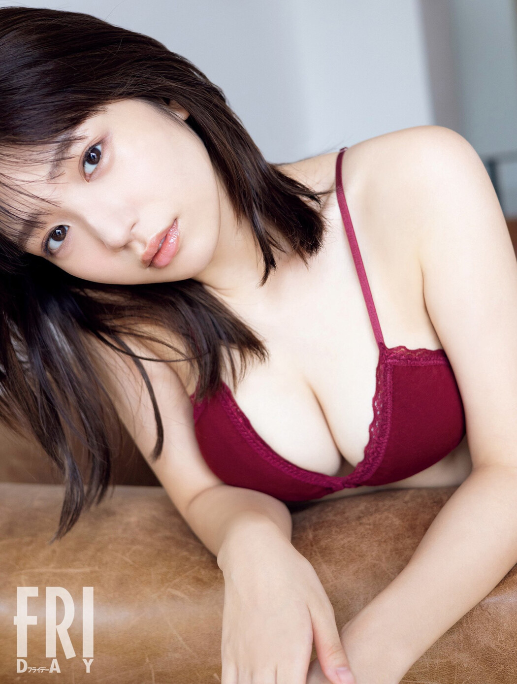 Midori Nagatsuki 長月翠, FRIDAY 2023.04.14 (フライデー 2023年4月14日号)