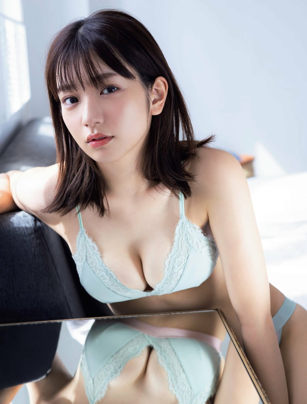 Midori Nagatsuki 長月翠, FRIDAY 2023.04.14 (フライデー 2023年4月14日号)