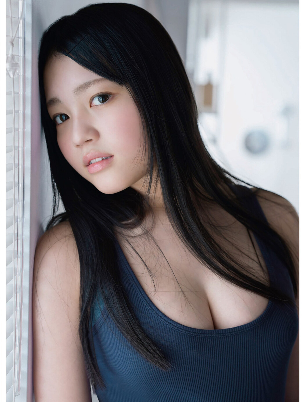 Suzu Suzuhara 鈴原すず, FLASH 2023.04.18 (フラッシュ 2023年4月18日号)