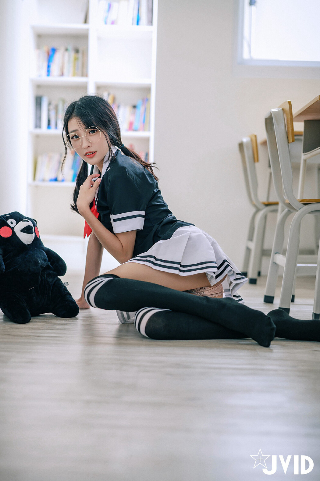 JVID精品 高顏值甜美學妹誘惑🔥清純校花🔥放學後的教室,學妹說她喜歡我 Vol.02