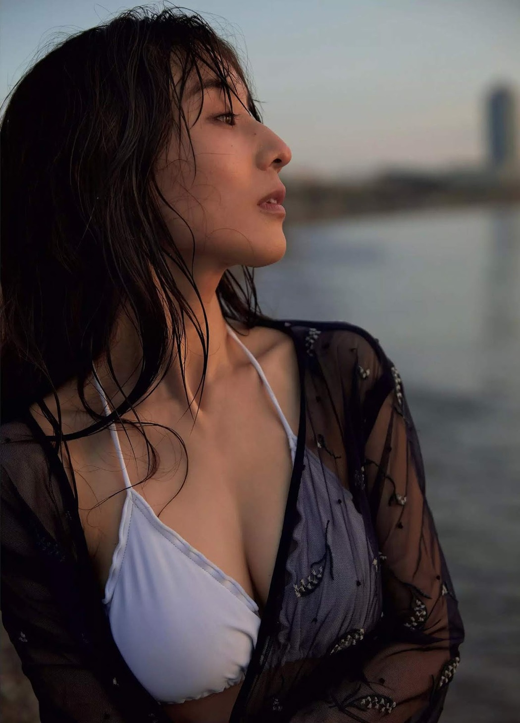 Minami Tanaka 田中みな実, FLASH 2019.12.24 (フラッシュ 2019年12月24日号)