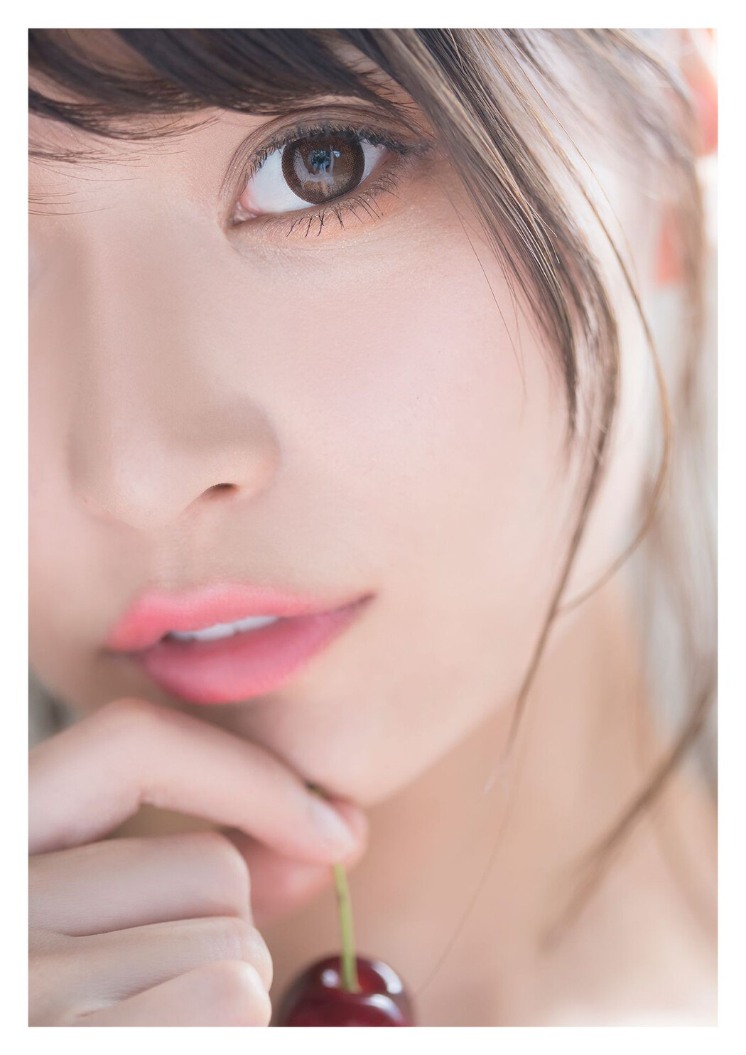 Sayaka Nitori 似鳥沙也加, デジタル限定 YJ PHOTO BOOK Squeeze!