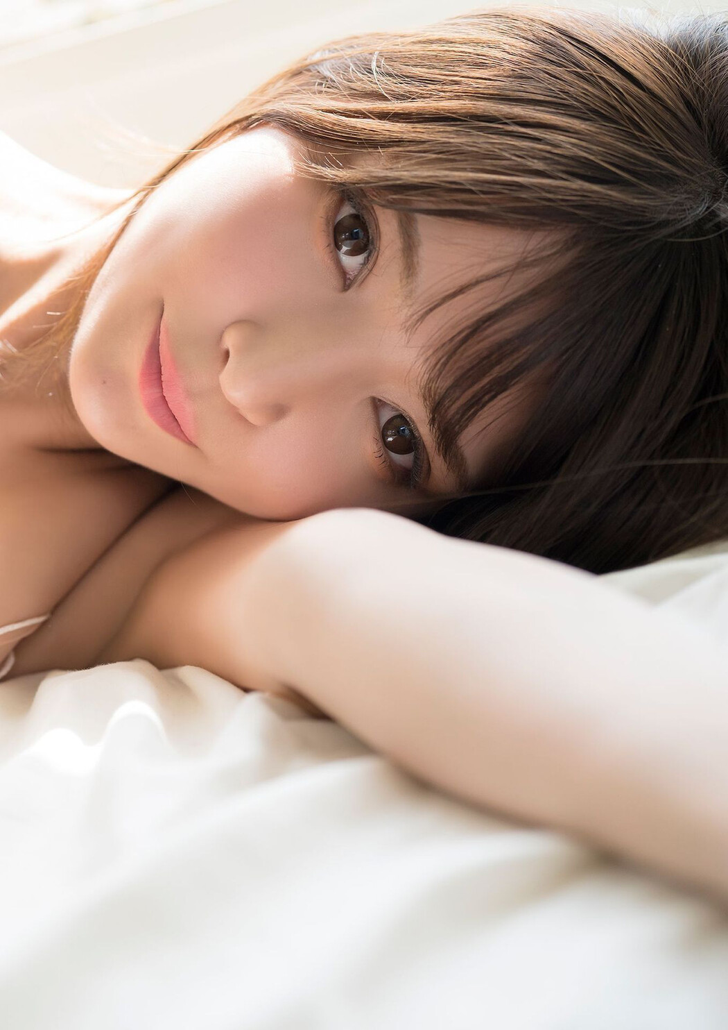 Sayaka Nitori 似鳥沙也加, デジタル限定 YJ PHOTO BOOK Squeeze!