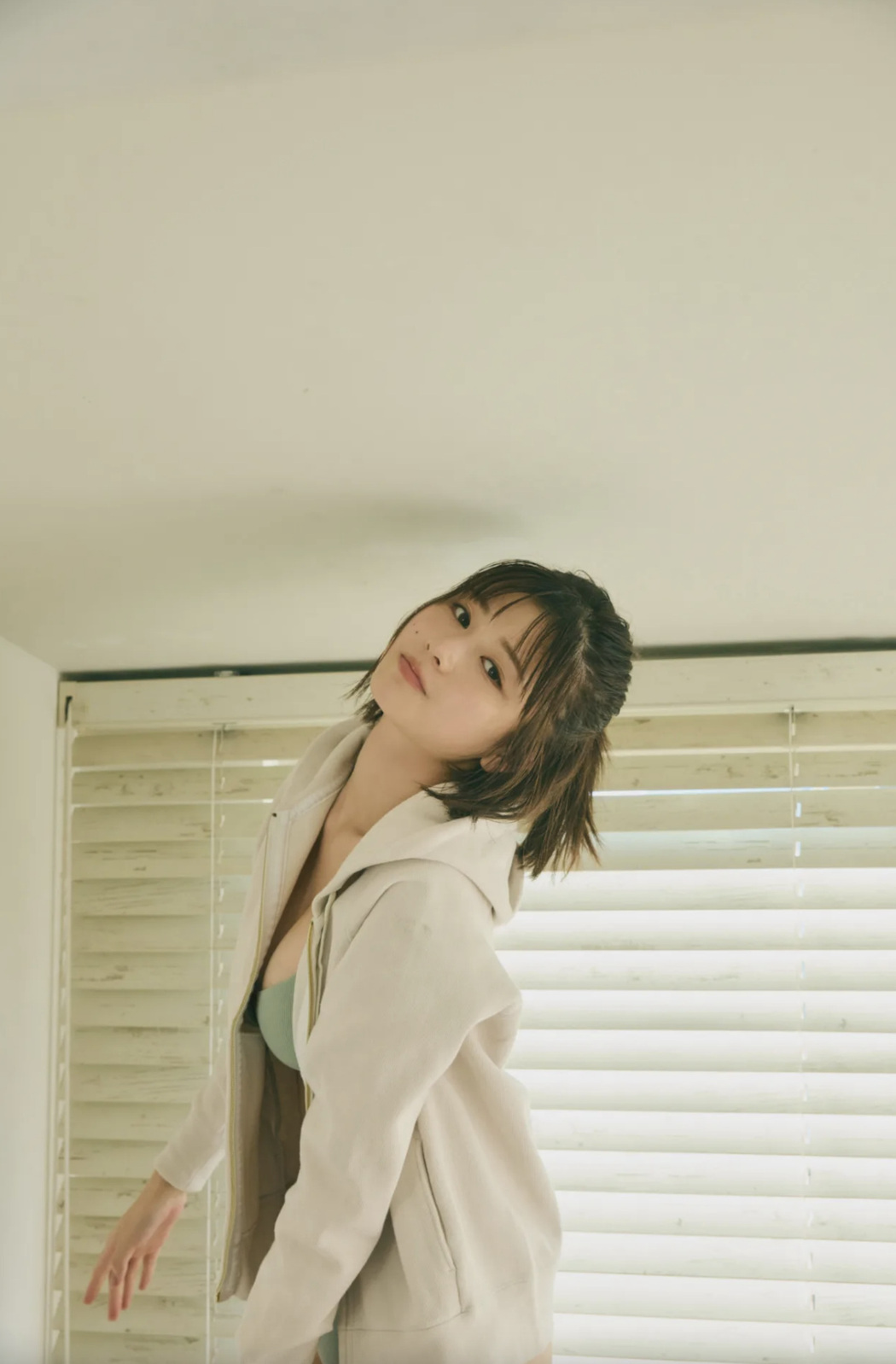 Yuzuha Saeki 冴木柚葉, FRIDAY Digital 2023.02.01 (フライデー 2023年2月1日号)