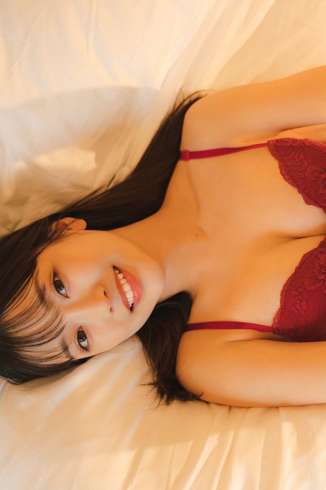 Akane Yoshizawa 吉沢朱音, FLASHデジタル写真集 「TRIANGLE LOVE-朱音の場合」 Set.02