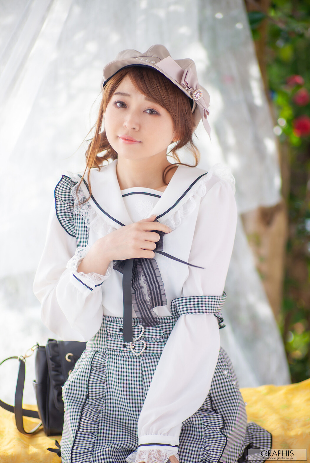 Alice Shiina 椎菜アリス, [Graphis] SPRING SPECIAL 2023 「Love me do !」 Vol.03