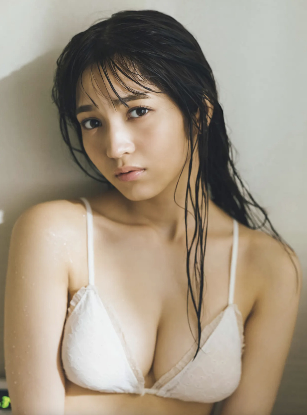 Nanako Kurosaki 黒嵜菜々子, FRIDAY Digital 2023.01.26 (フライデー 2023年1月26日号) Cover Photo