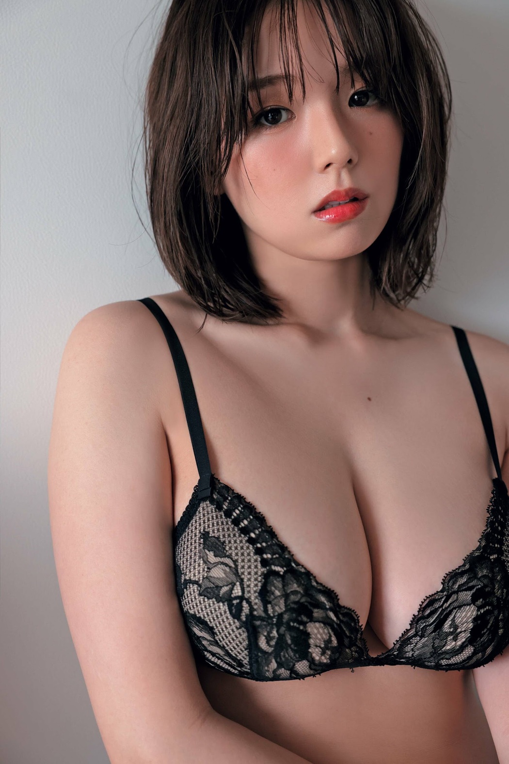 Ai Shinozaki 篠崎愛, Weekly SPA! 2023.05.09 (週刊SPA! 2023年5月9日号)