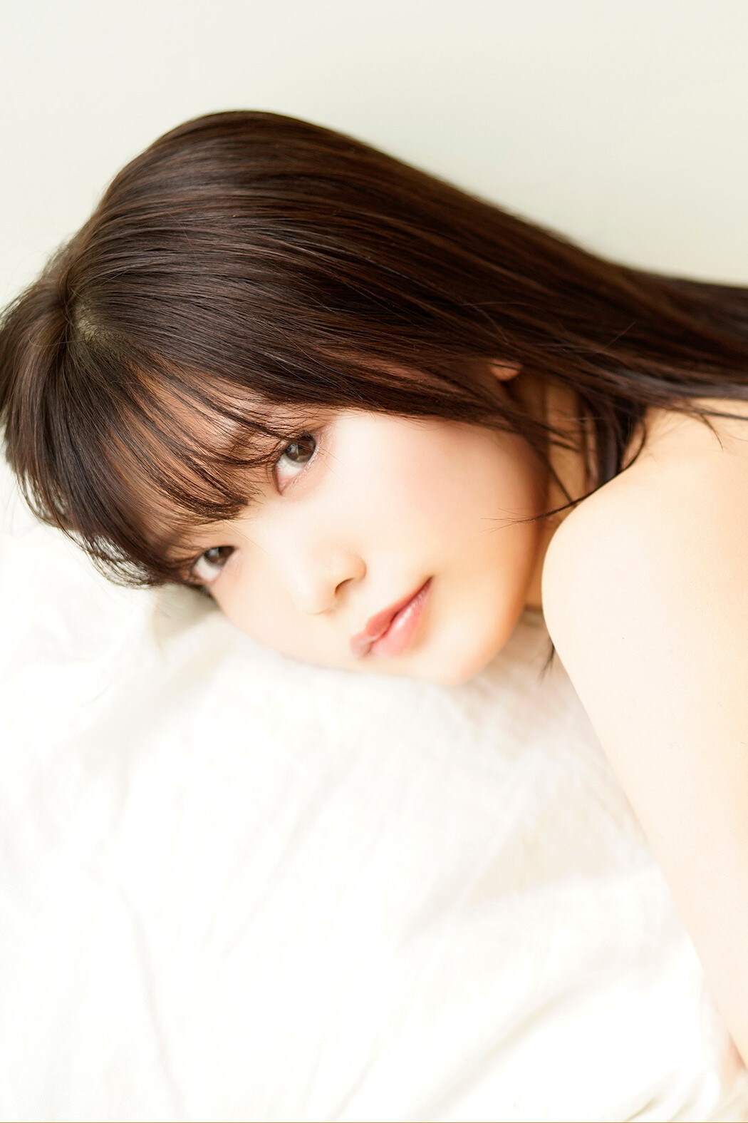 Reona Matsushita 松下玲緒菜, FLASHデジタル写真集 「素肌で、旅立ち」 Set.01
