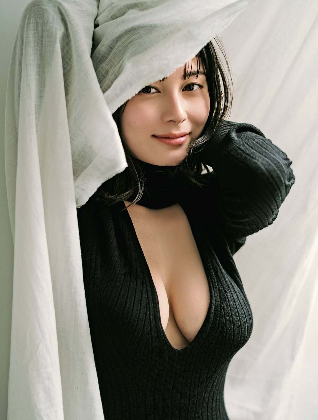 Sakurako Okubo 大久保桜子, Weekly SPA! 2023.05.09 (週刊SPA! 2023年5月9日号)