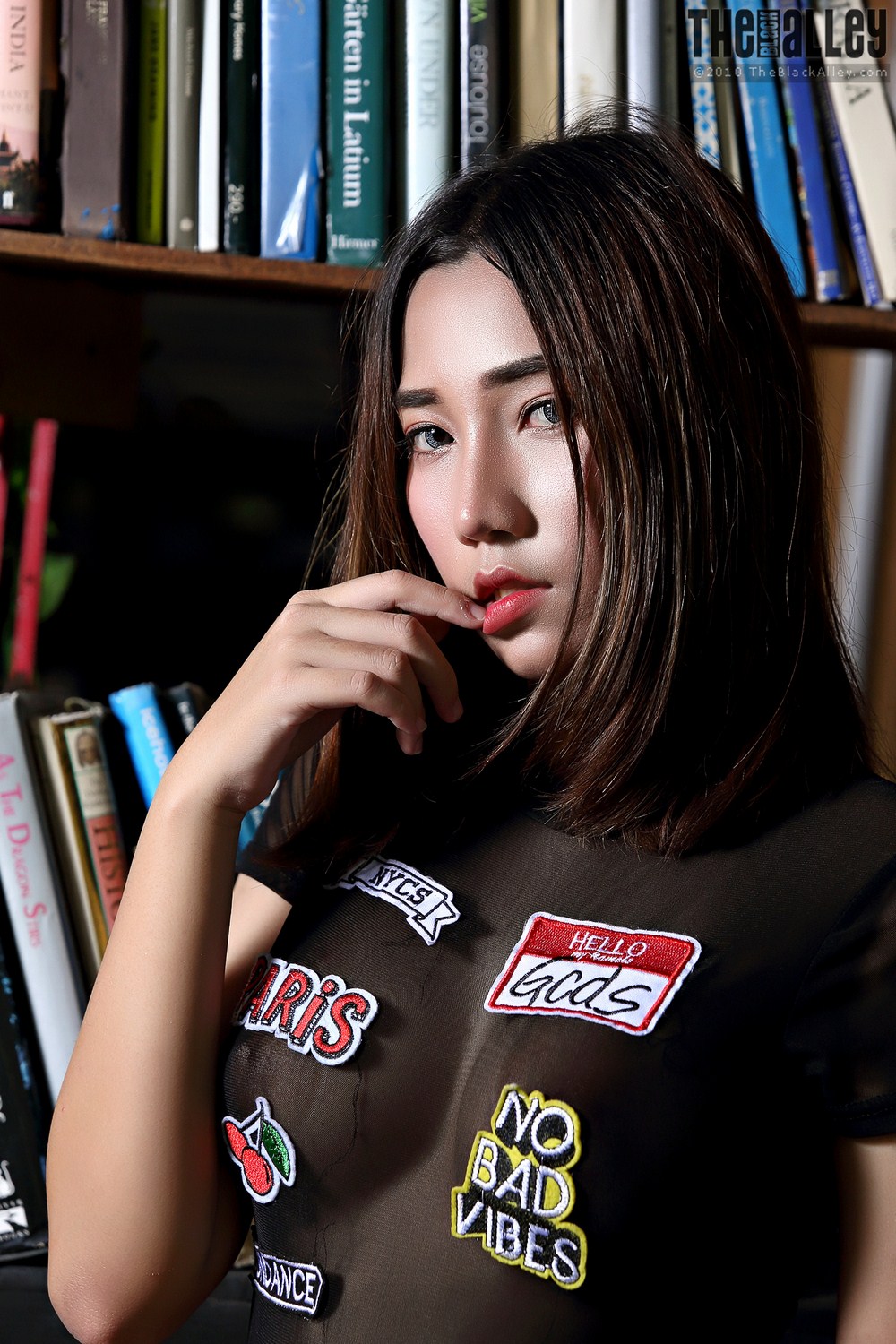 [The Black Alley] VIP Zone Roxana Set.P02