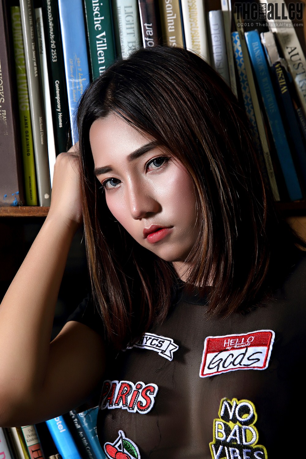 [The Black Alley] VIP Zone Roxana Set.P02