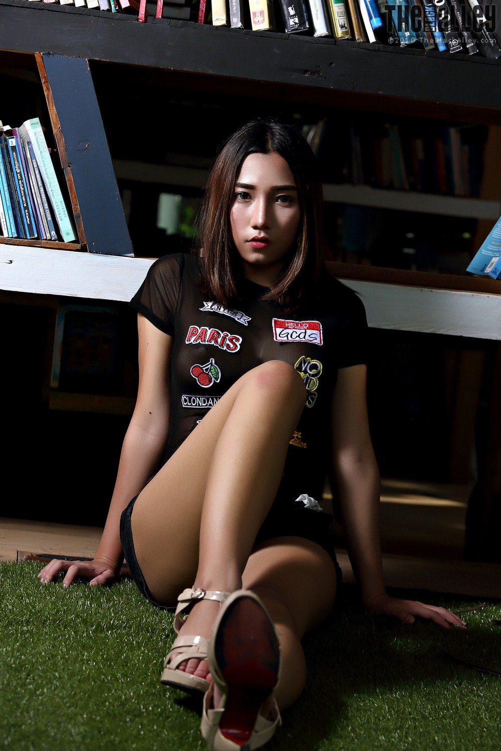 [The Black Alley] VIP Zone Roxana Set.P02