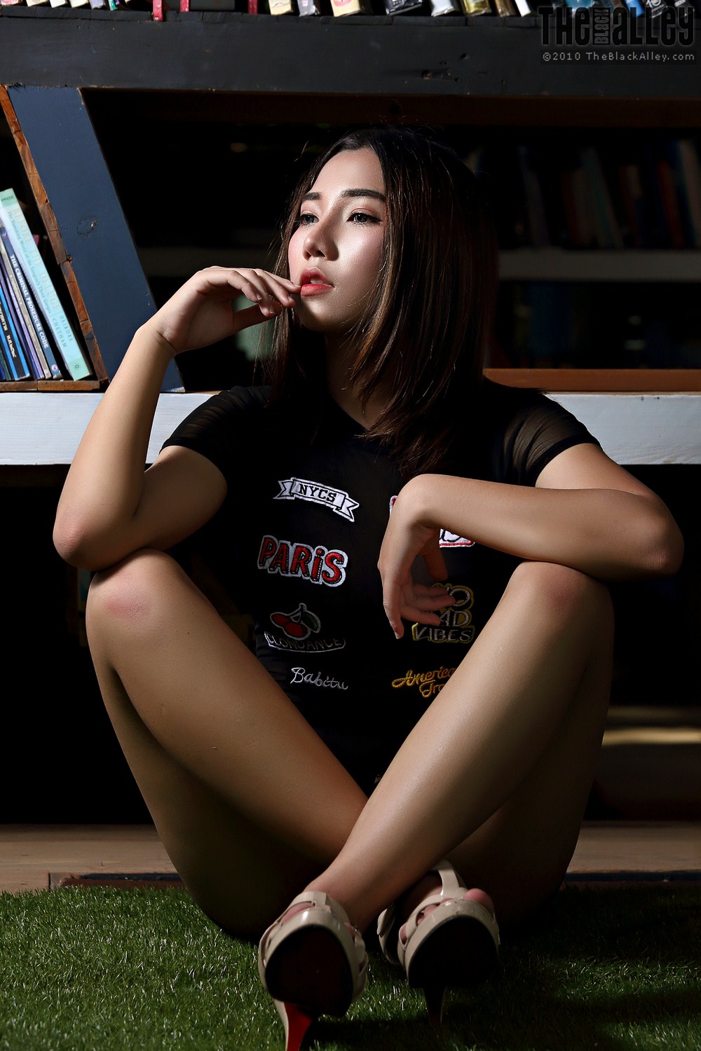 [The Black Alley] VIP Zone Roxana Set.P02