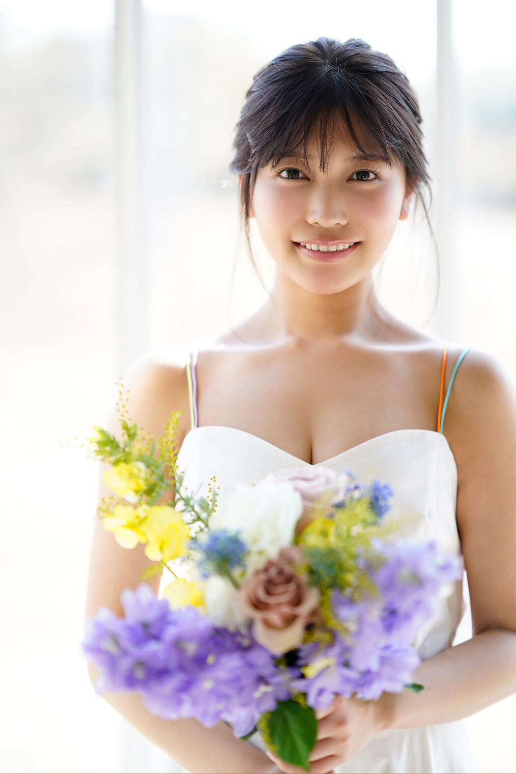 Reona Matsushita 松下玲緒菜, FLASHデジタル写真集 「素肌で、旅立ち」 Set.04