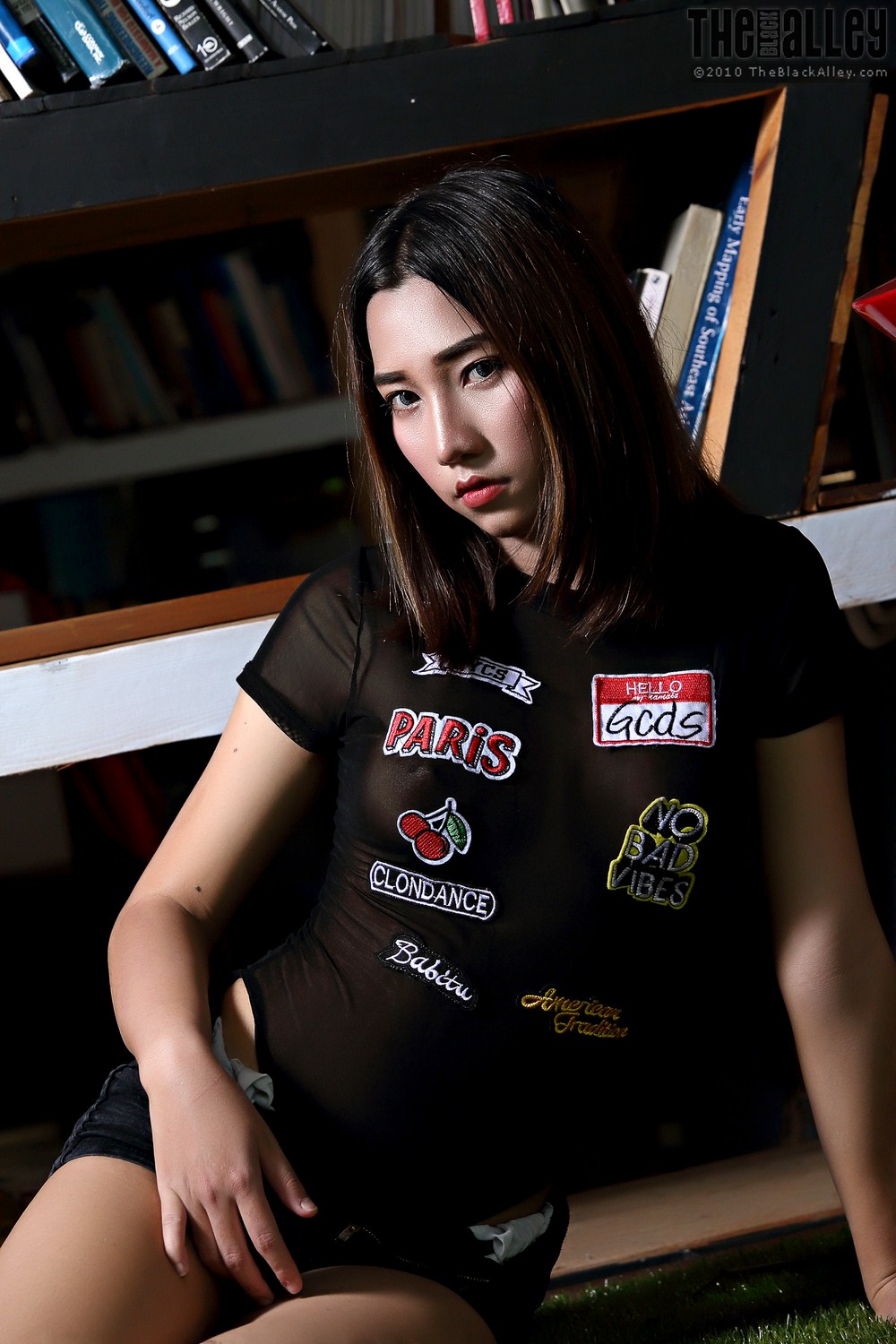 [The Black Alley] VIP Zone Roxana Set.P02