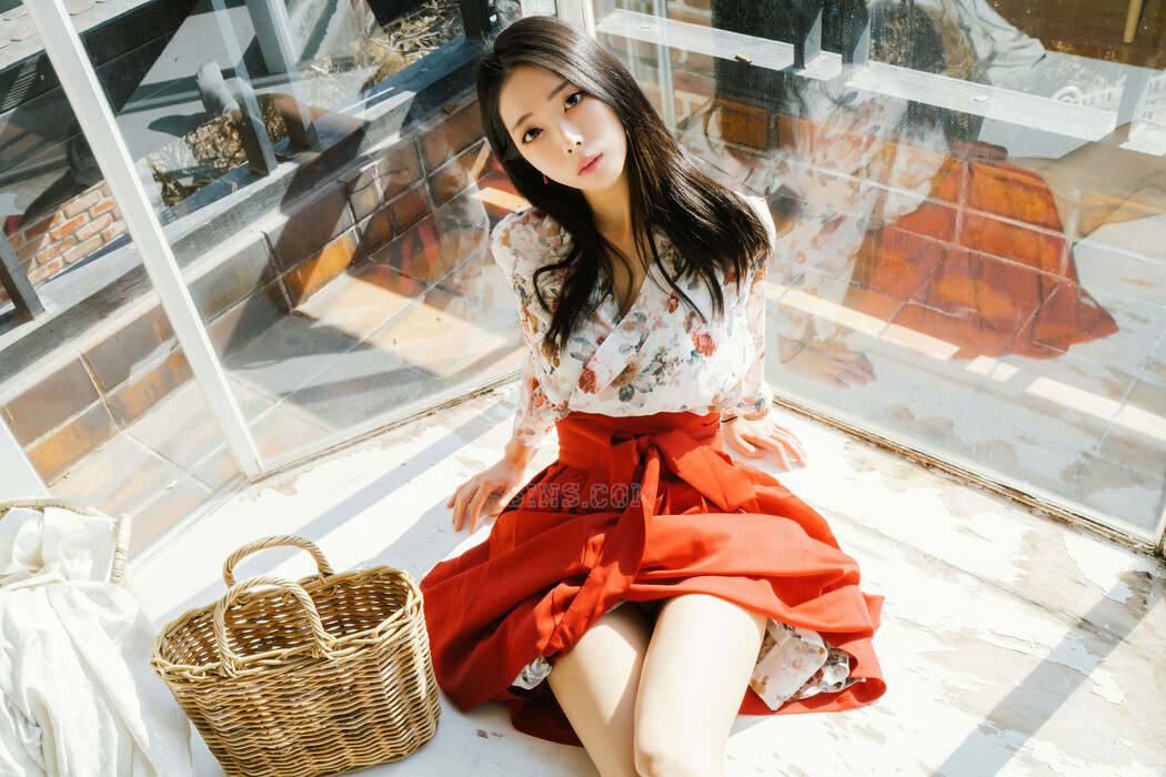 Mona 모나, [Moon Night Snap] Happy New Year Set.01