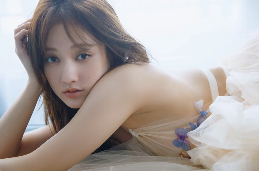 Maria Tani 谷まりあ, FRIDAY Digital 2023.01.04 (フライデー 2023年1月4日号)