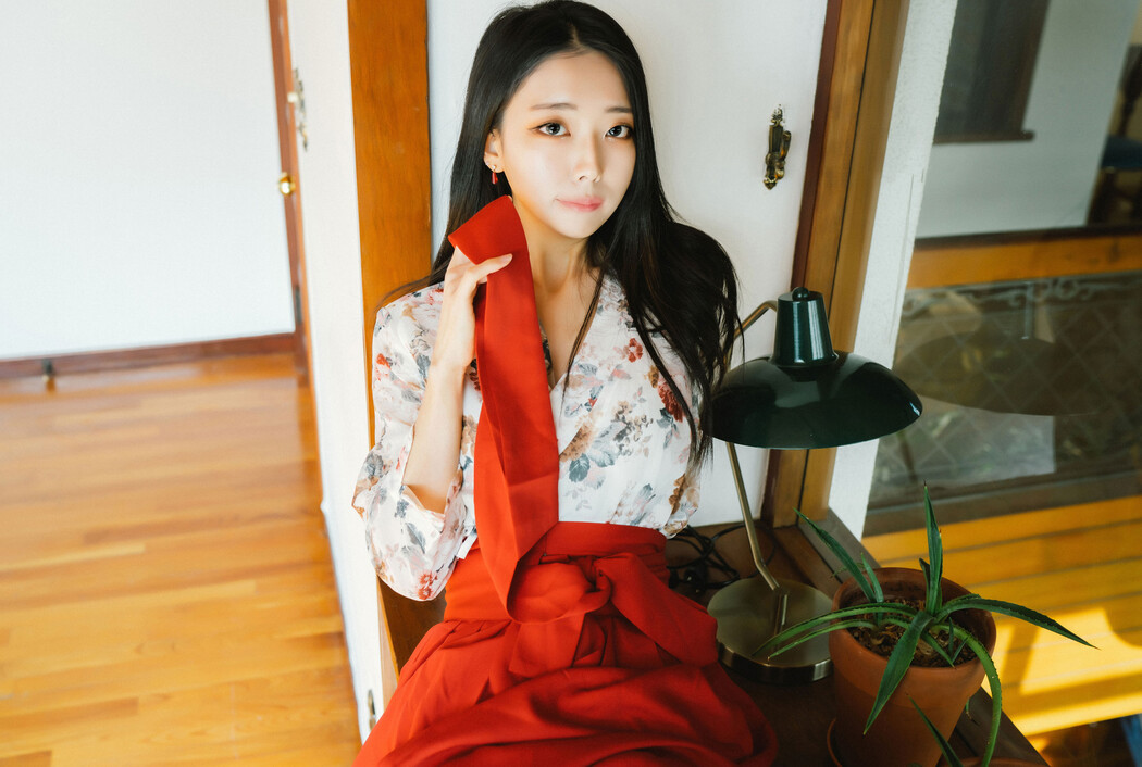 Mona 모나, [Moon Night Snap] Happy New Year Set.01