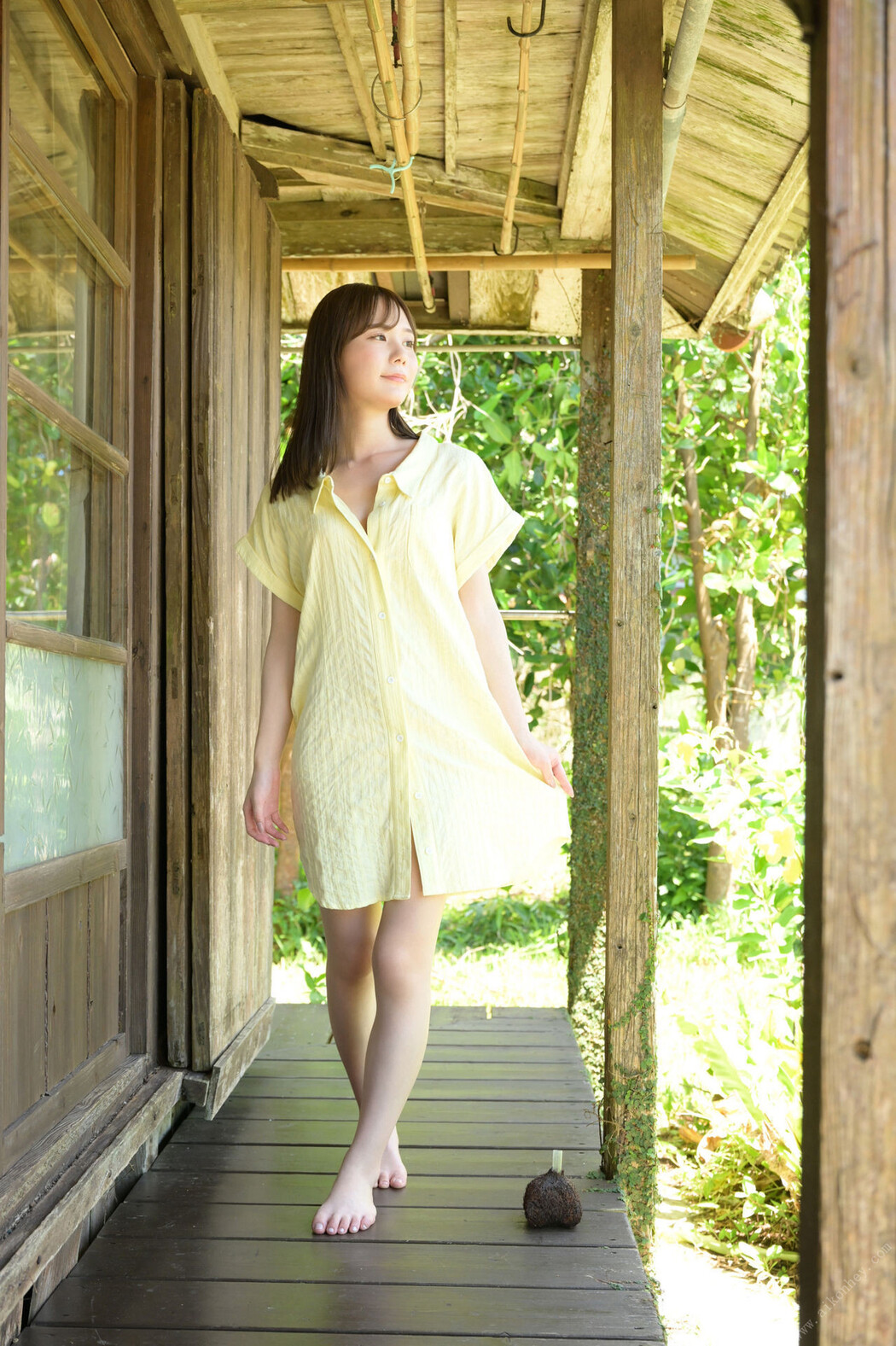 MIRU FRIDAYデジタル写真集 「ミルみるく vol.2 オール未公開100カット超完全版 」 Set.01