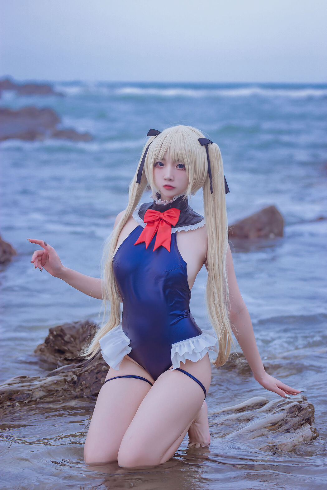 [Net Red COS] Popular Coser Nizuo Nisa-Blue Marie Rose Swimsuit