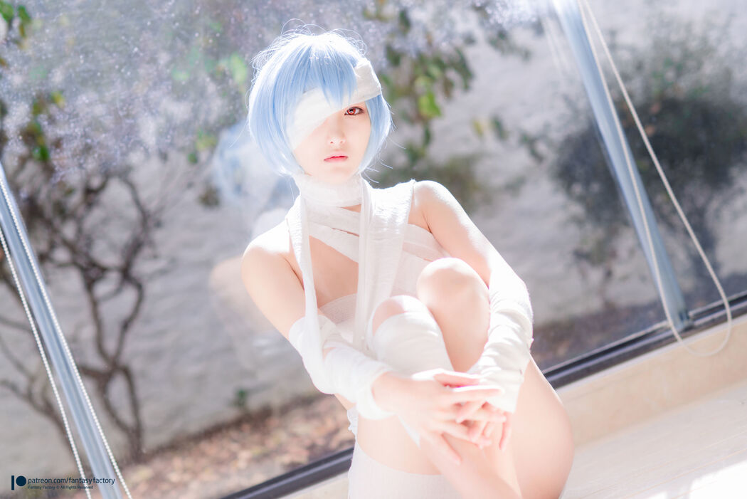 COSER Xiaoding "Witch + Bath + Black Silk" [Fantasy Factory]