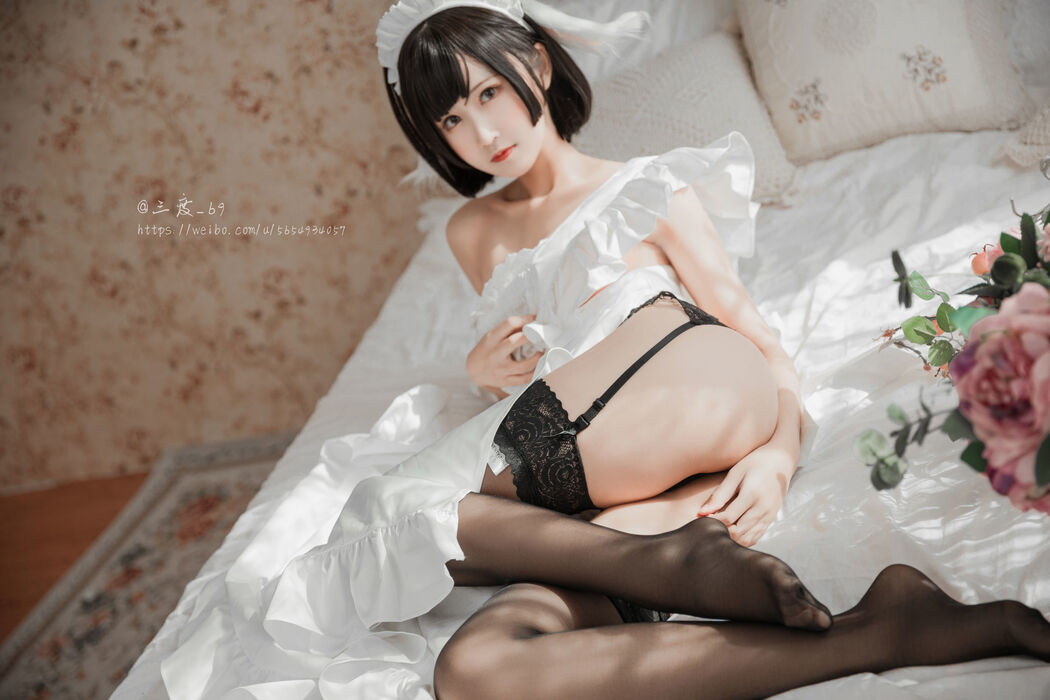 [Coser美女] 三度_69 "Bunny Ear Maid"