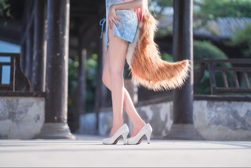 Weibo Coser Three Degrees_69 "Qipao Yuzao Front"