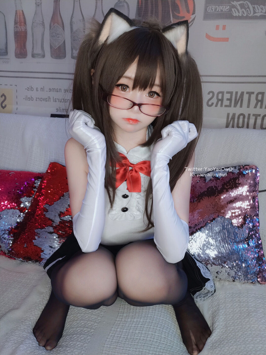 [Net Red COS] Cute Girl Coser Shakes Music Yoyo-Black Tights