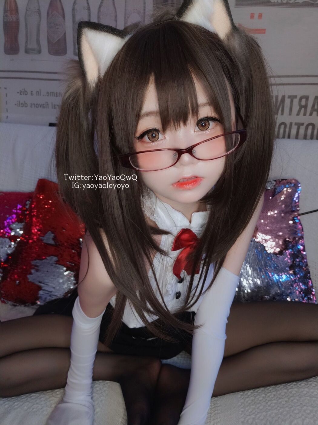 [Net Red COS] Cute Girl Coser Shakes Music Yoyo-Black Tights