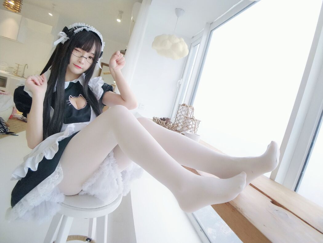 [网红Coser] Furukawa kagura "Black and White Maid"
