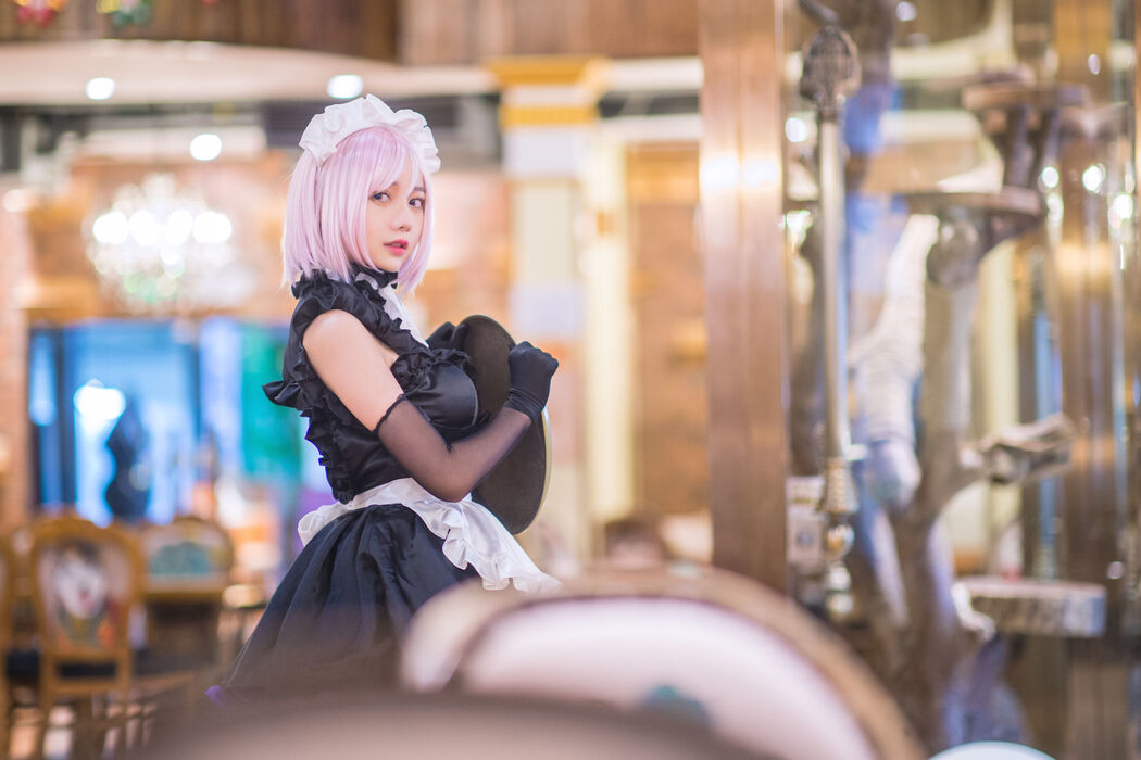 COSER Lolita "The Maid" [COSPLAY Beauty]
