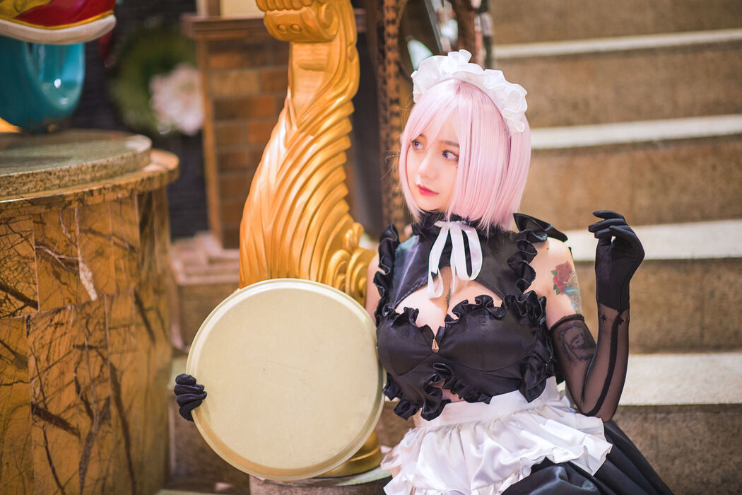 COSER Lolita "The Maid" [COSPLAY Beauty]