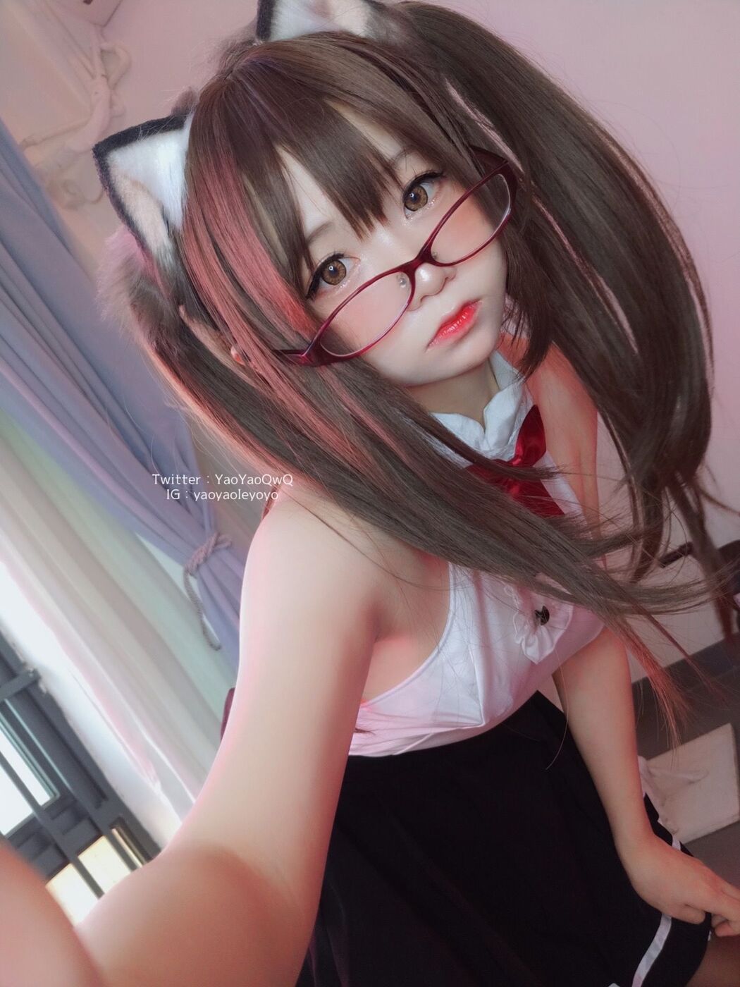 [Net Red COS] Cute Girl Coser Shakes Music Yoyo-Black Tights